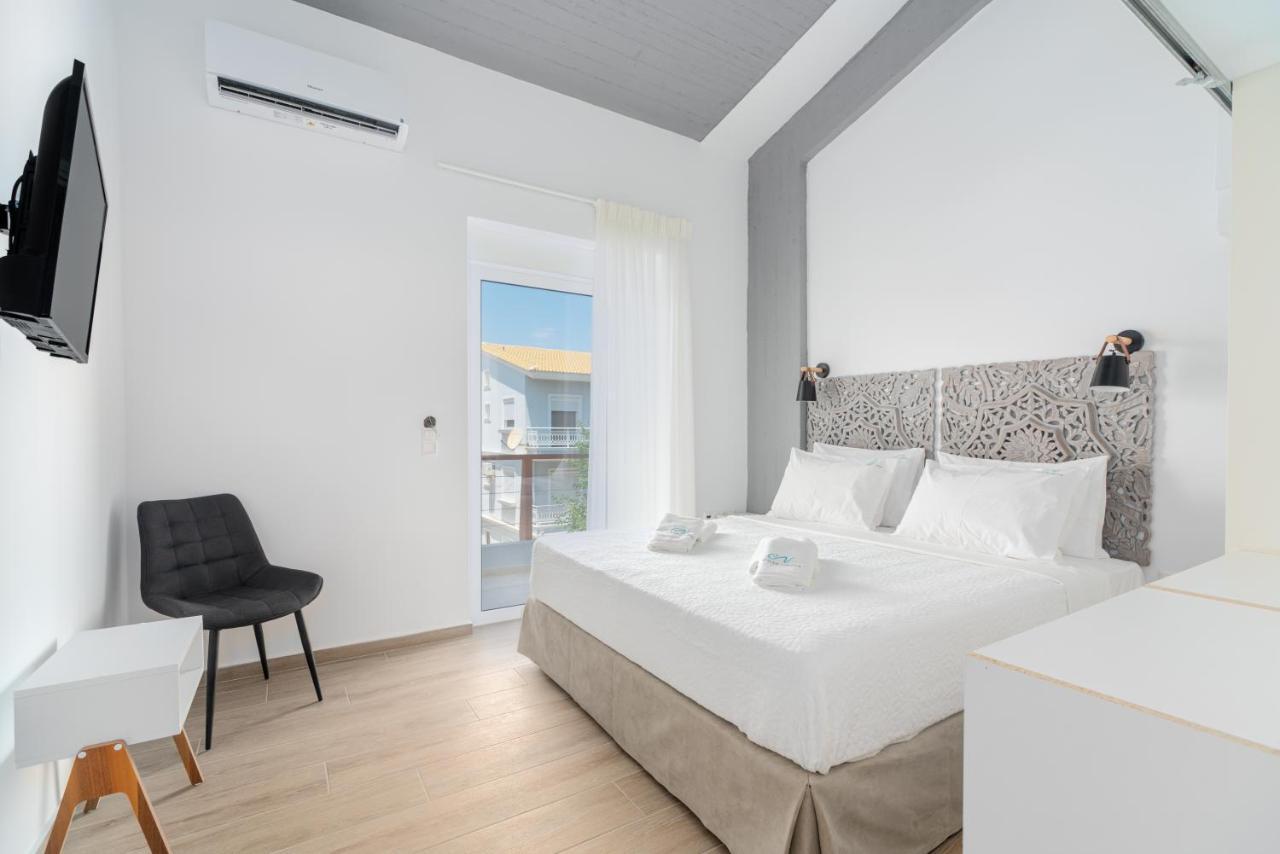 Costa Vasia Boutique Apartments Vrachati Exterior photo