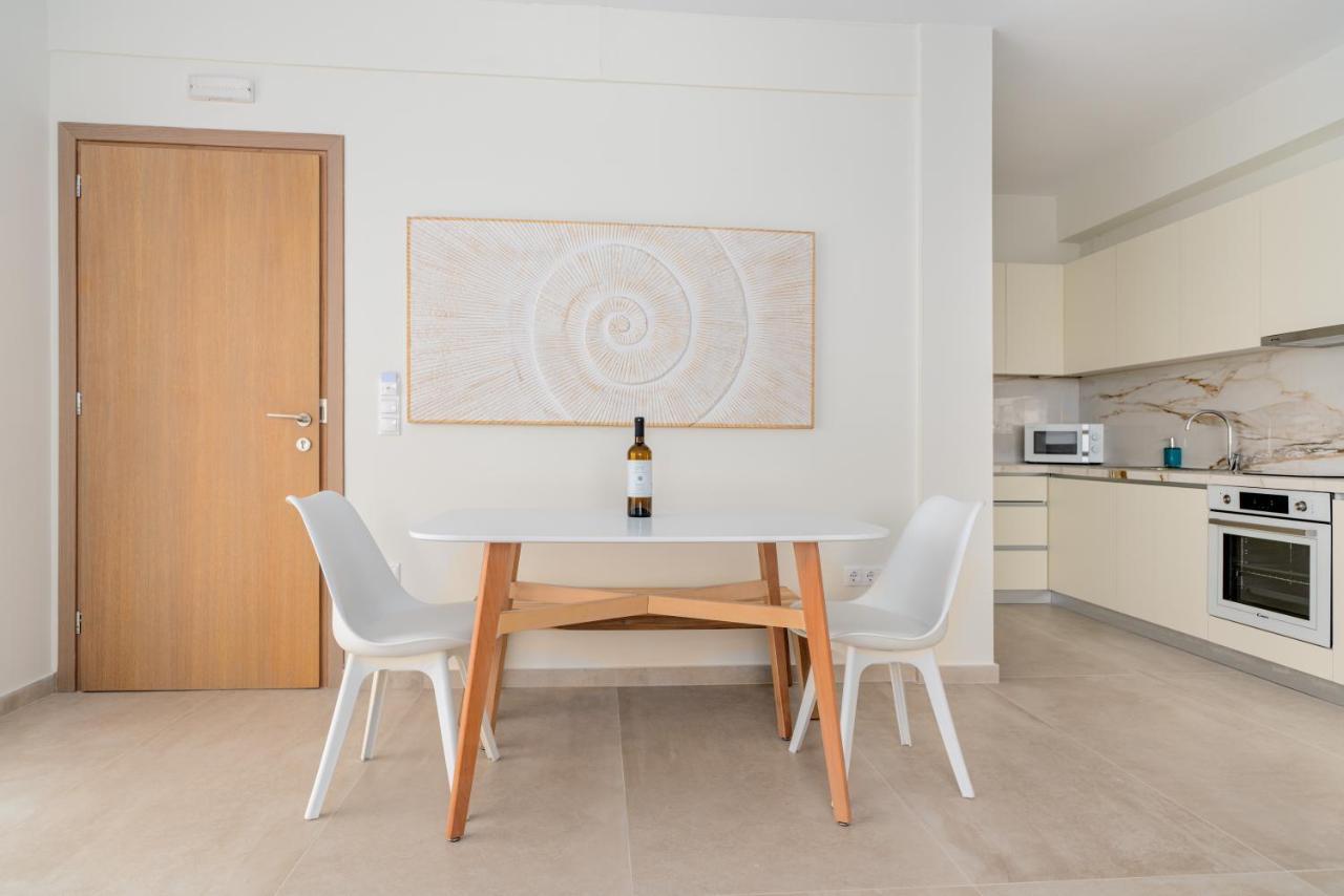 Costa Vasia Boutique Apartments Vrachati Exterior photo